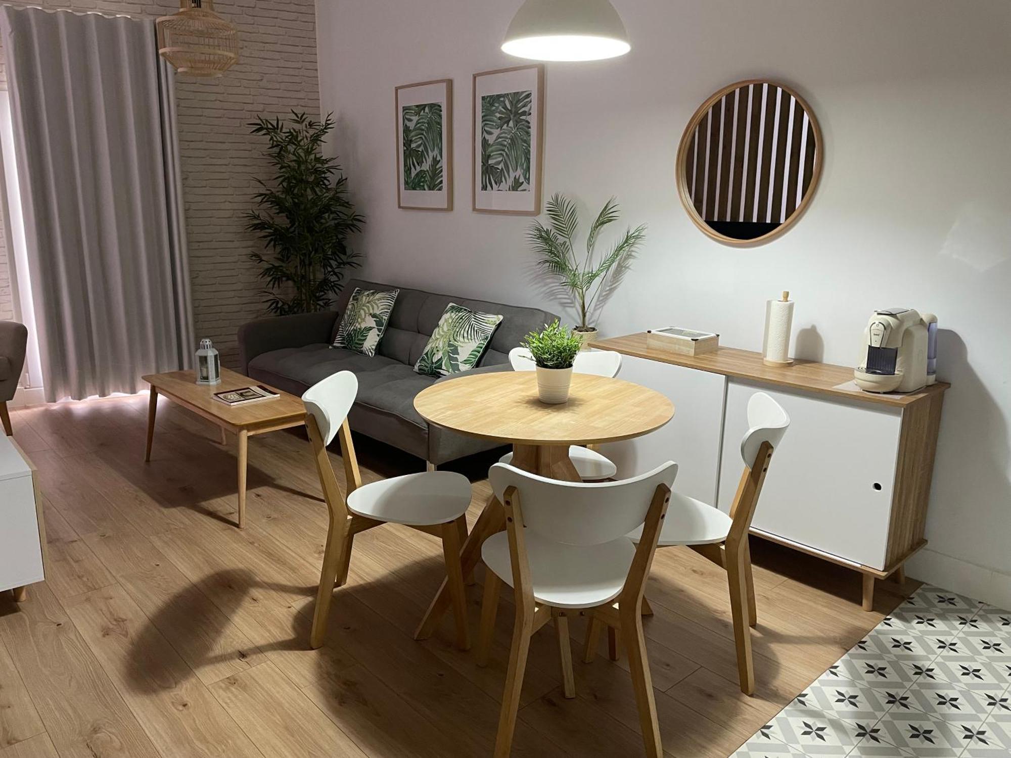 Torre De Ambroz Apartment ปลาเซนเซีย ภายนอก รูปภาพ