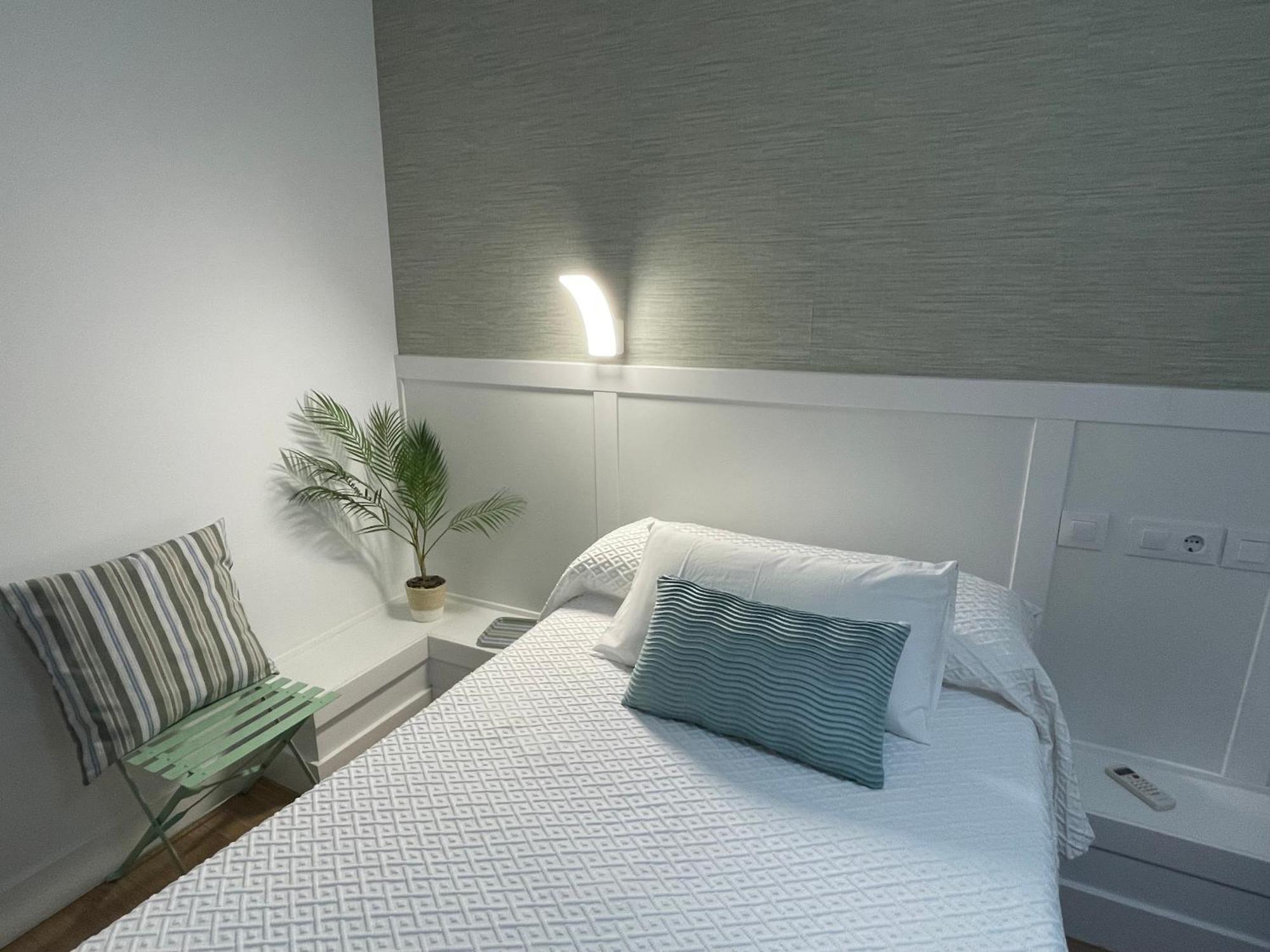 Torre De Ambroz Apartment ปลาเซนเซีย ภายนอก รูปภาพ
